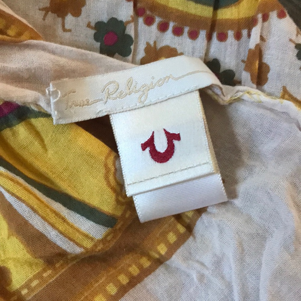 True Religion Scarf Wrap - Picture 5 of 6